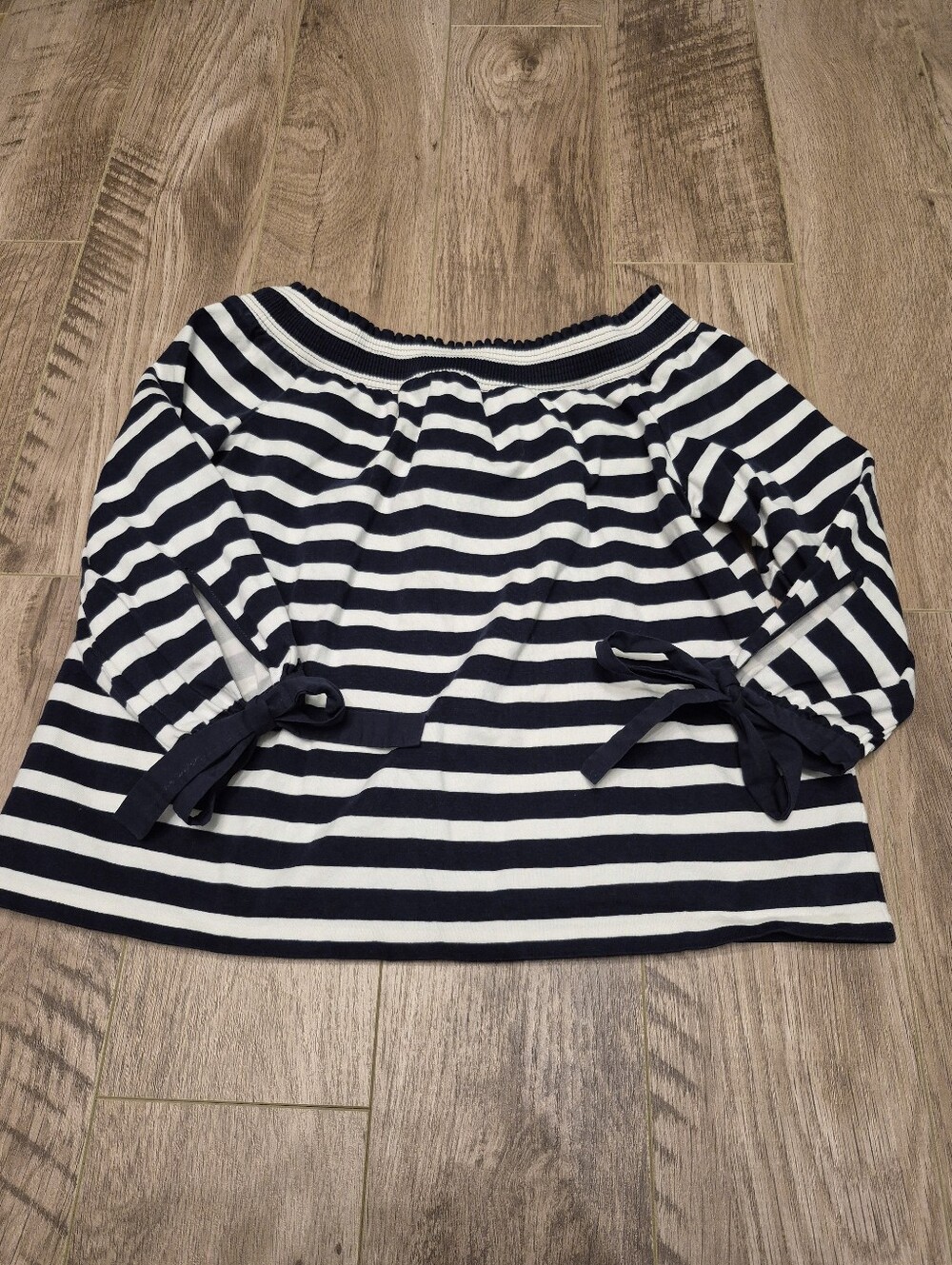 JCrew Women's Navy Nautical Coastal Striped Off Shoulder Blouse Size Small - Picture 2 of 8